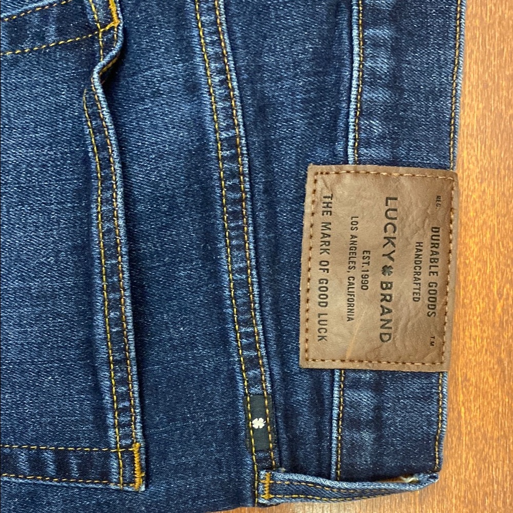 Men's Lucky Brand 221 straight Blue Jeans - Picture 4 of 4
